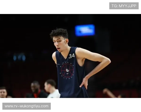 切特·霍姆格伦突破创造篮下机会效率超同期新秀显著提升