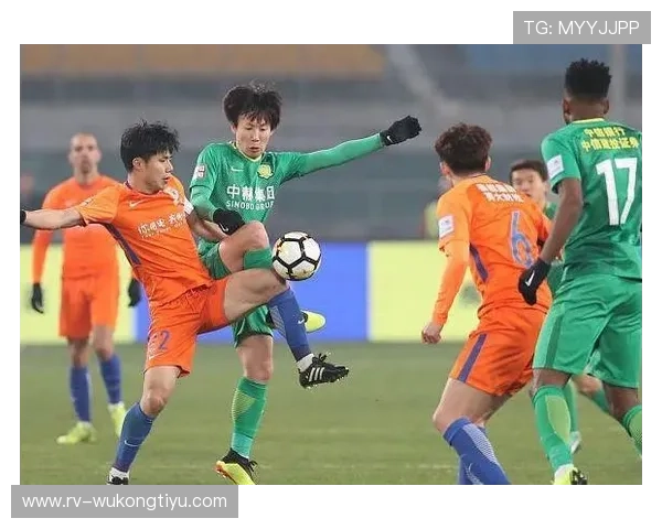 任意球未鸣哨开球，裁判该如何判罚才合理？