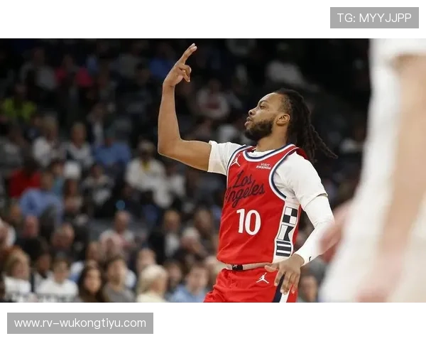 伦纳德关键挡拆造杀伤率大幅提升，主导季后赛攻防节奏