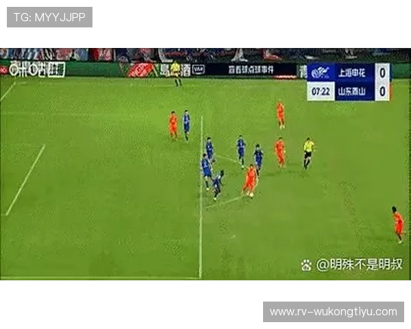 手球判罚的关键：是否故意触球及手臂位置如何影响裁判决定