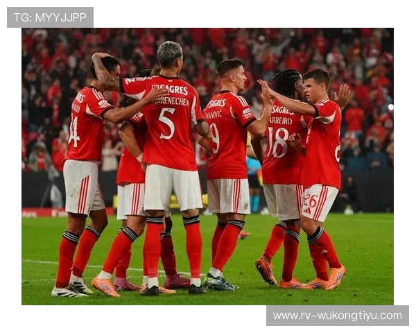 库杜斯欧冠一战成名：阿贾克斯高光解析